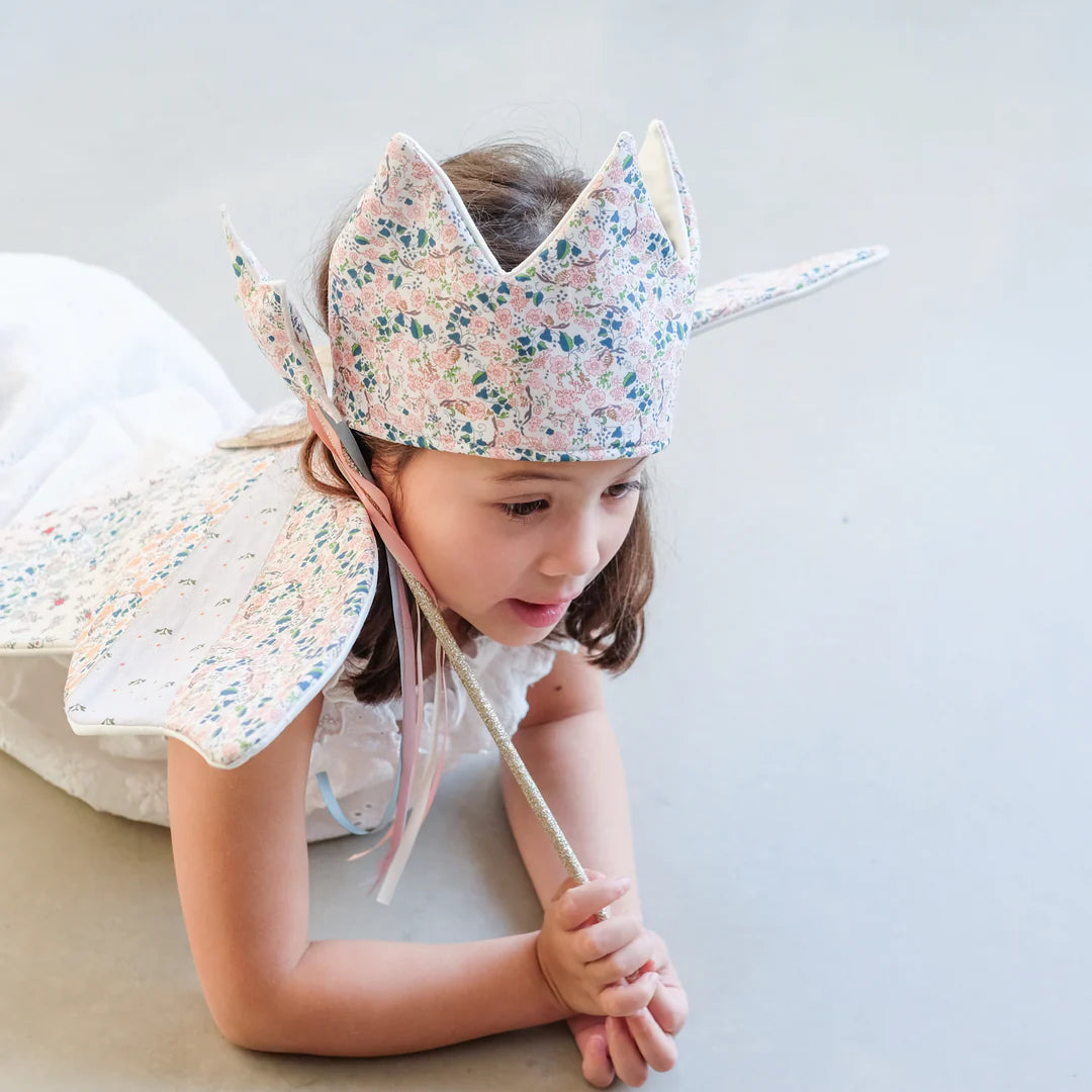 Floral crown by Mimi and Lula