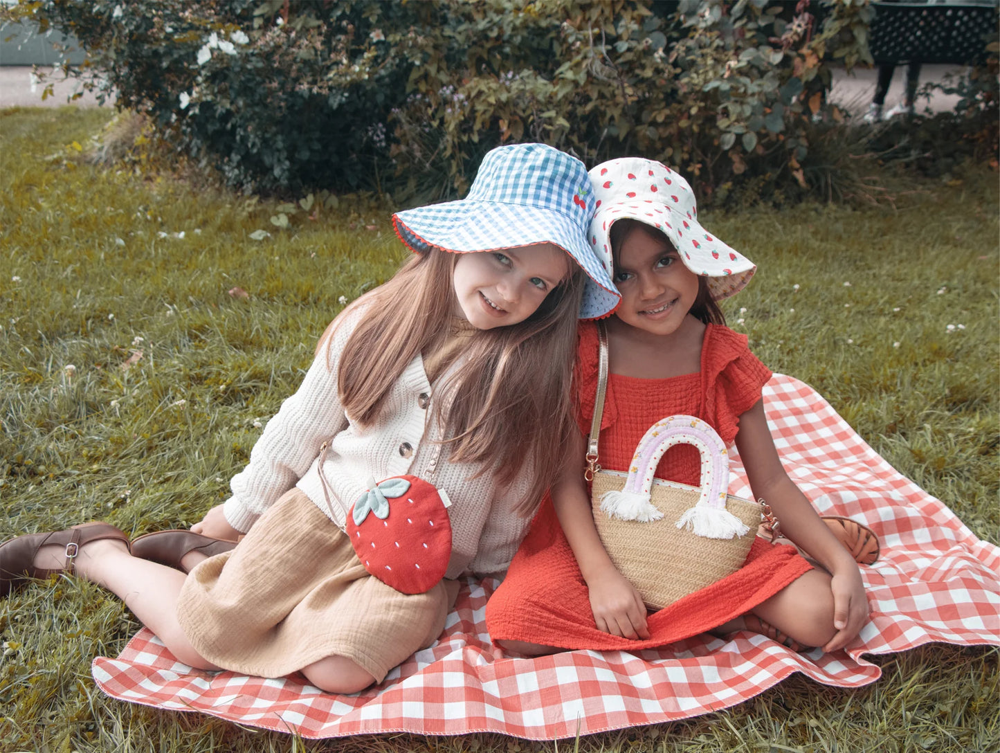 Picnic Rainbow Handle Basket, Rockahula Kids