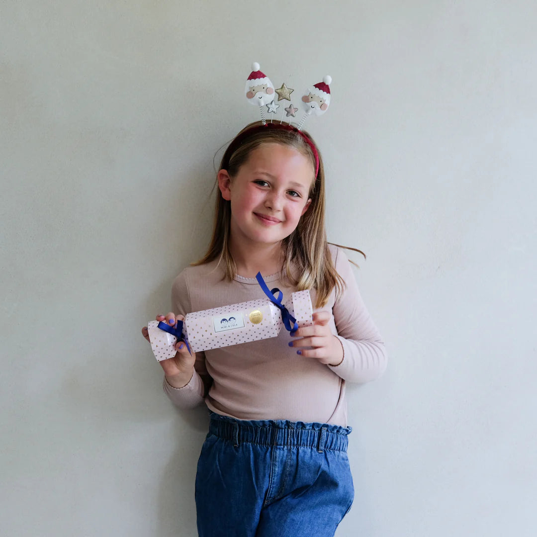 Mimi & Lula's 'cracking' gift cracker