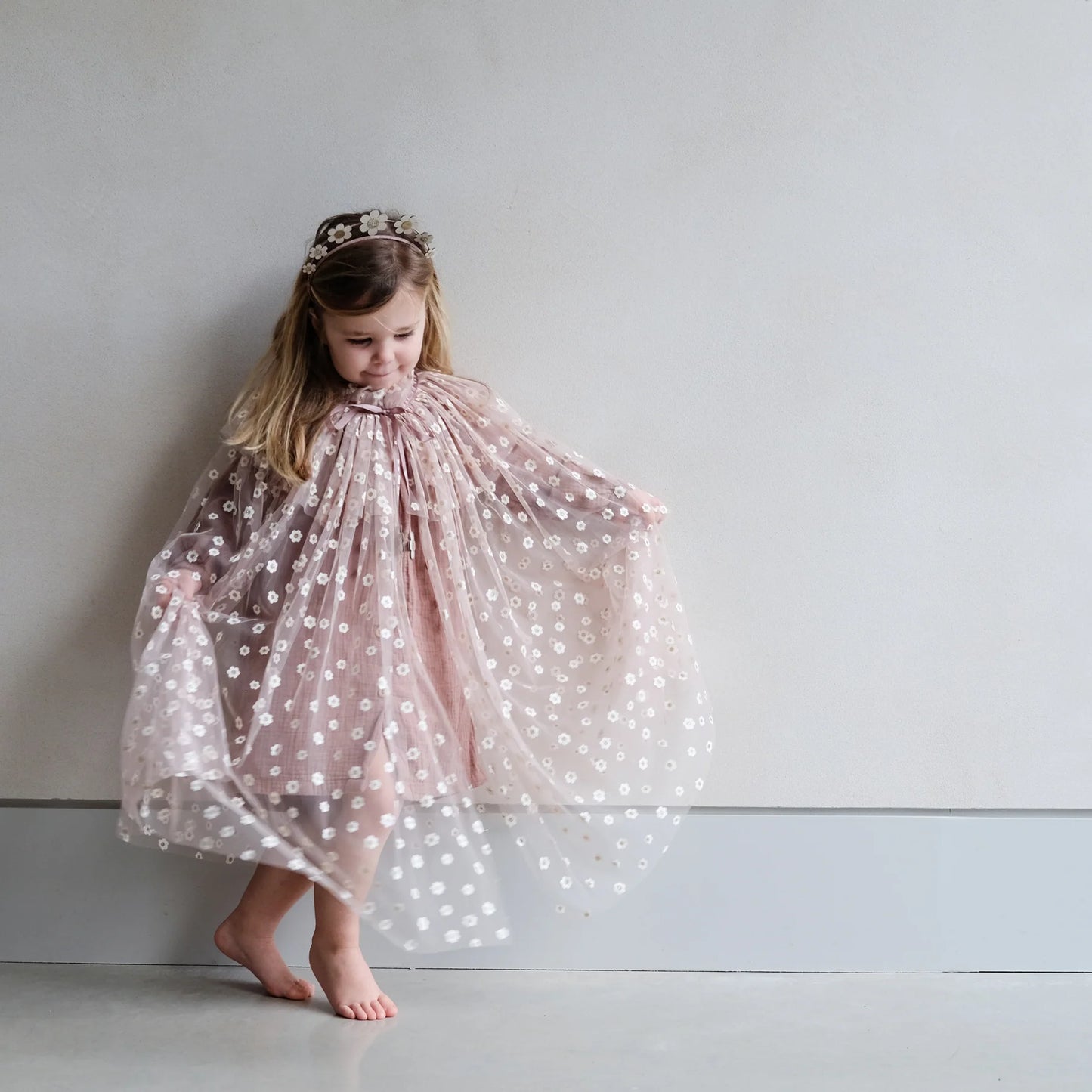 Mimi & Lula Daisy Cape